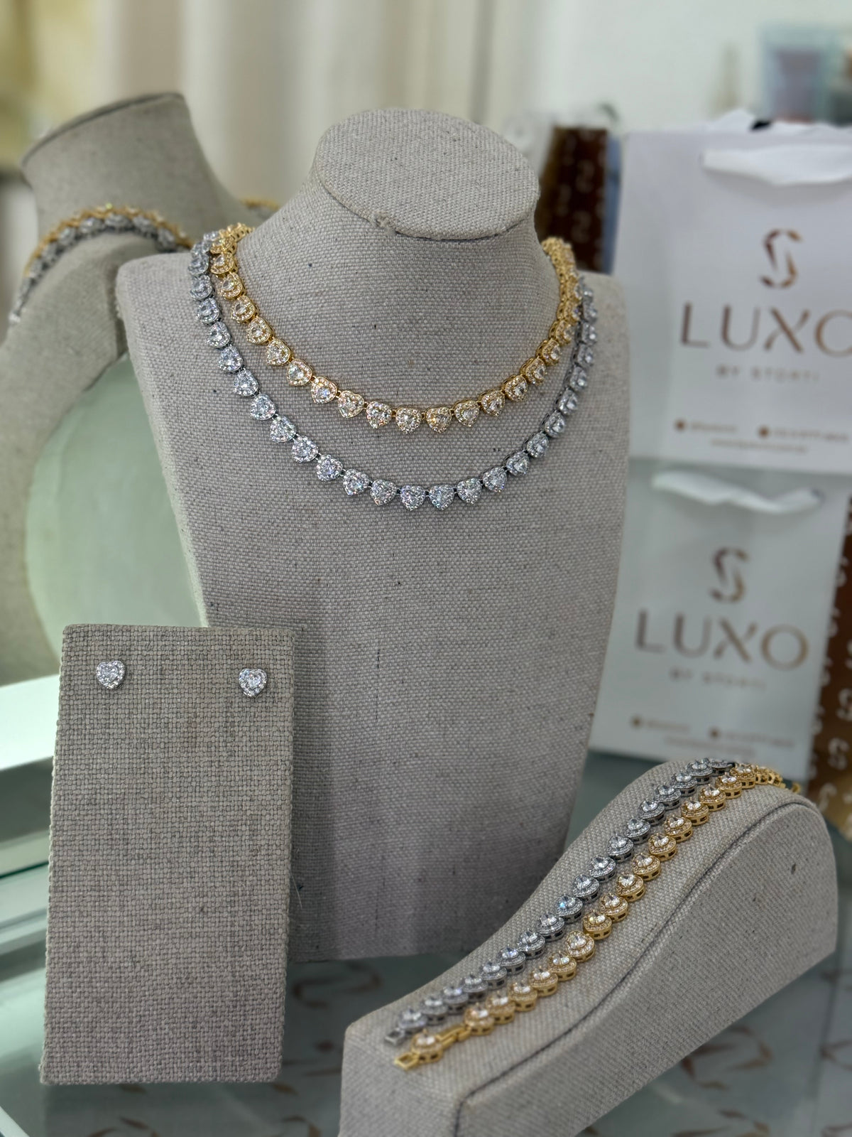 COLAR SWAROVSKI CORAÇÃO