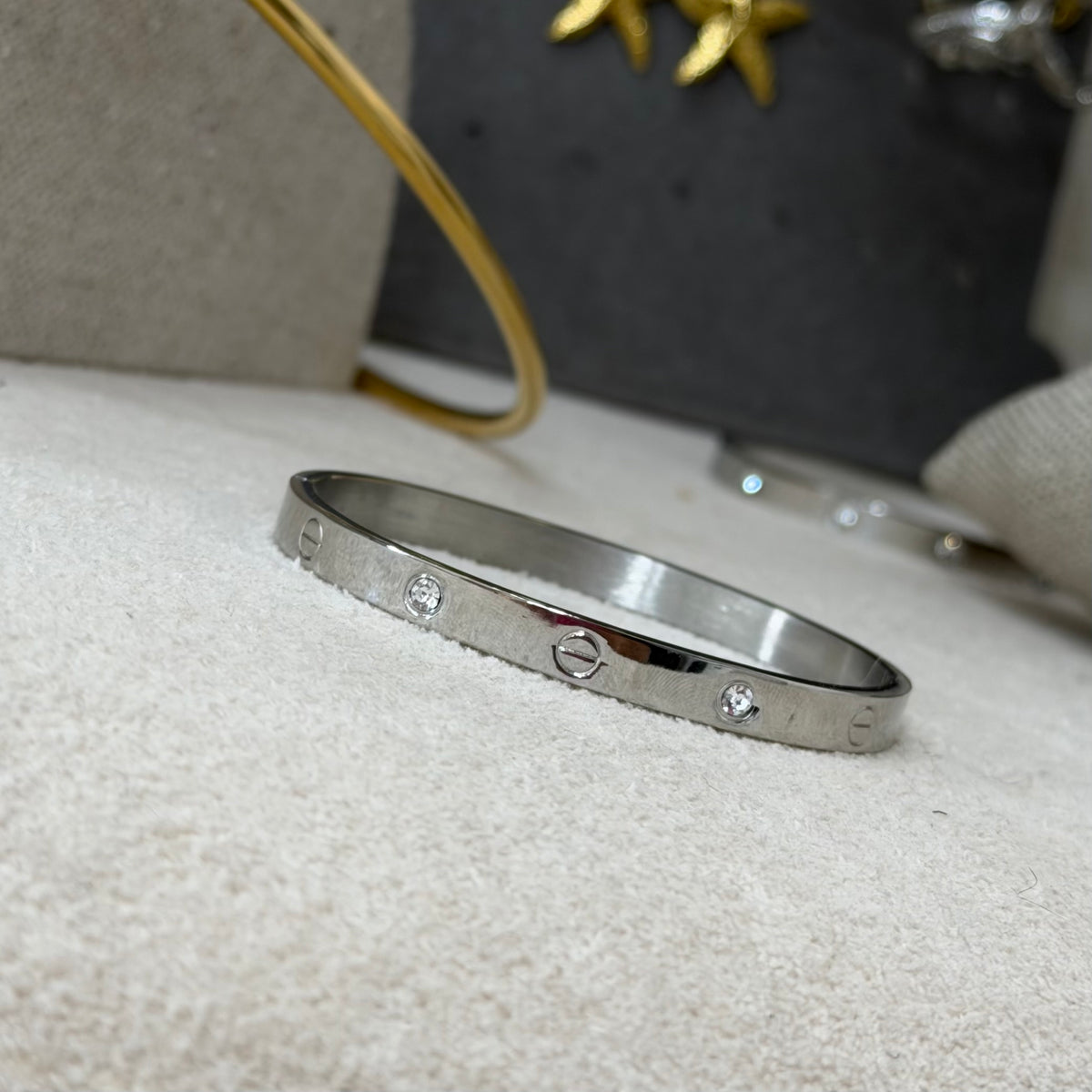 BRACELETE ISA