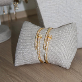 BRACELETE PREGO CRAVEJADO
