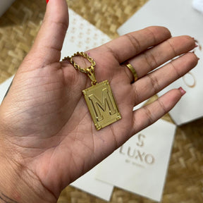 COLAR MEDALHA INICIAL